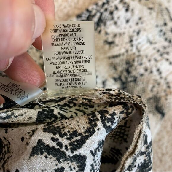 Calvin Klein new with tag black tan snake print tapered slacks pants size medium - Picture 8 of 13